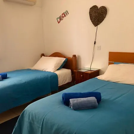 Super 3 Bed, Next To Sea/beach - Ideal Location Apartment Limassol
